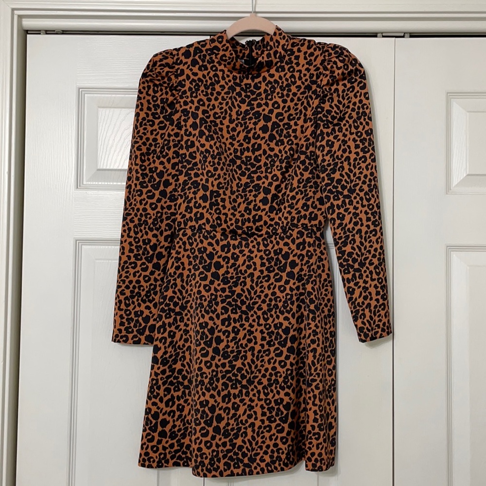 Gianni Bini cheetah print dress